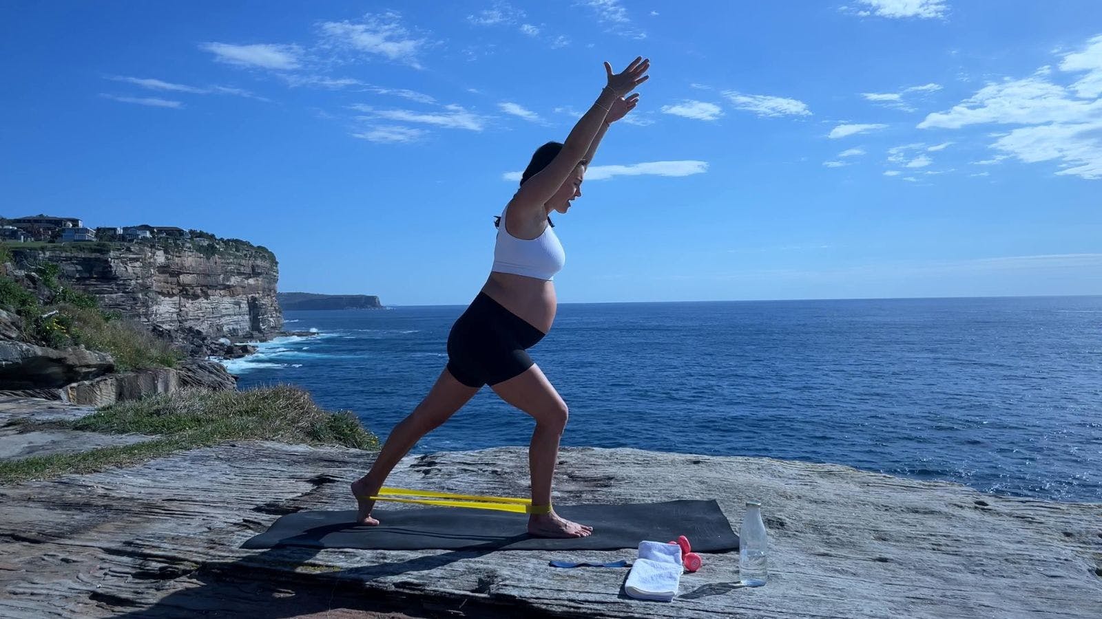 Prenatal Arms & Glutes Flow with Aneta Bachanova