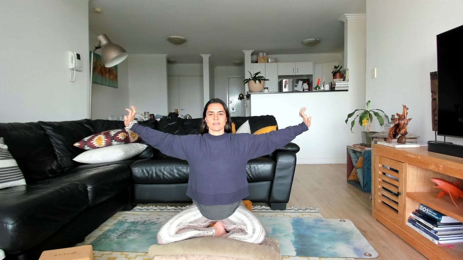 Nourishing Yoga with Liana Linhares